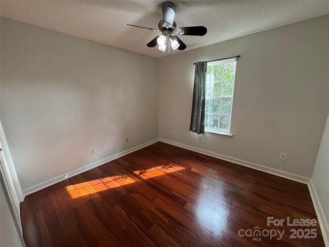Building Photo - 3802 Cassidy Dr