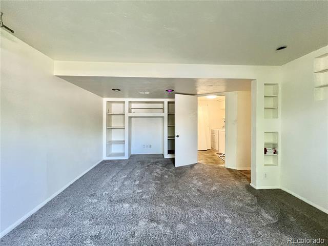 Building Photo - 1302 Quivira Dr