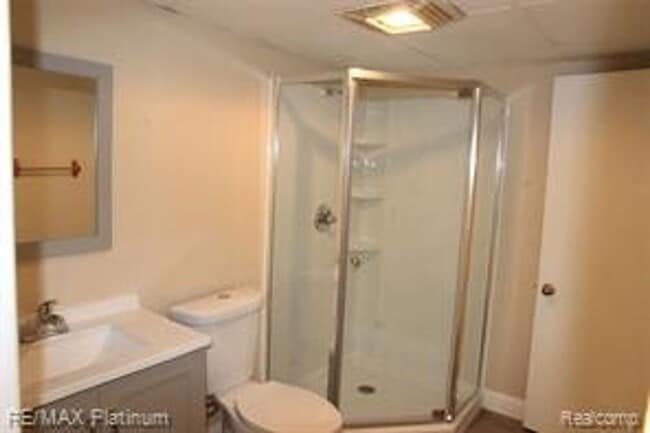 Building Photo - 5116 Prentis-
