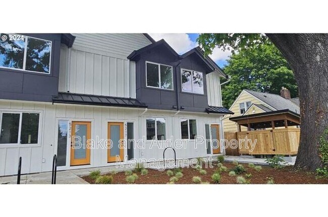 Building Photo - 5221 SE Boise St