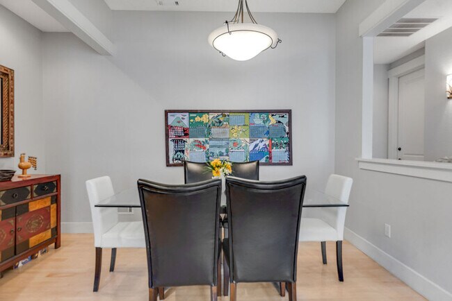 Building Photo - 3060 S Rookery Ln