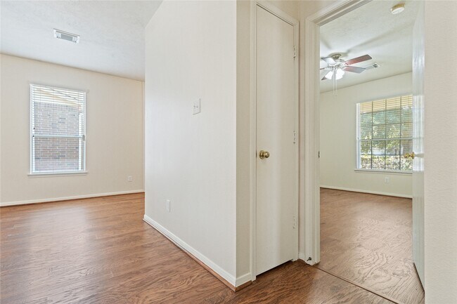 Building Photo - 7814 Yaupon Ranch Ct