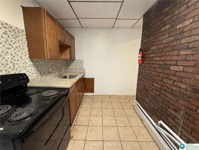 Building Photo - 518 Tilghman St