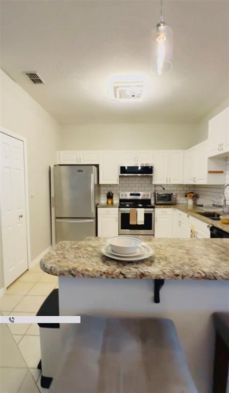 Building Photo - 3107 Sun Lake Ct