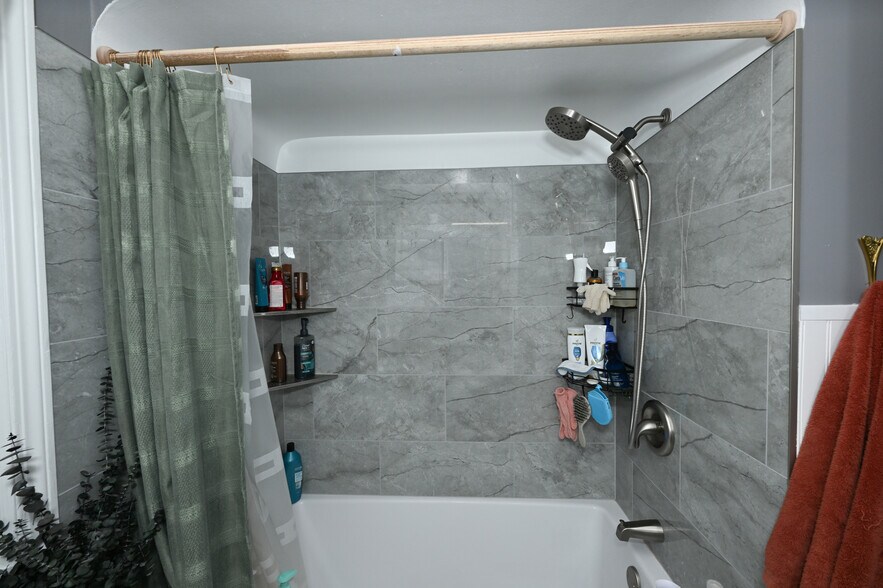 Building Photo - 2205 Keystone Rd