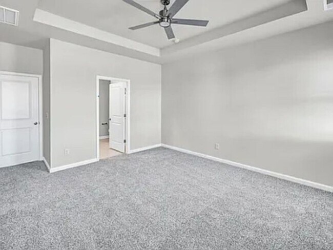 Building Photo - 292 Balbriggan Pl