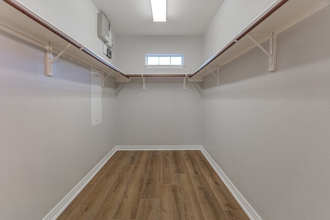 Building Photo - 63 W Artist Grove Pl