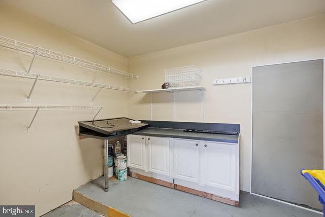 Building Photo - 5113 Knapp Pl