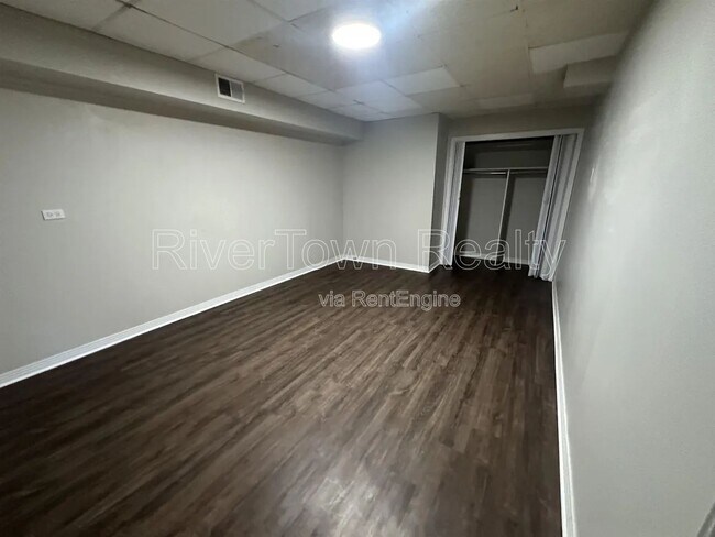 Building Photo - 3265 Hanna Dr