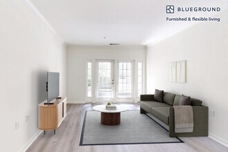 Building Photo - 80 North Centre Ave-SI FL3-ID2638A