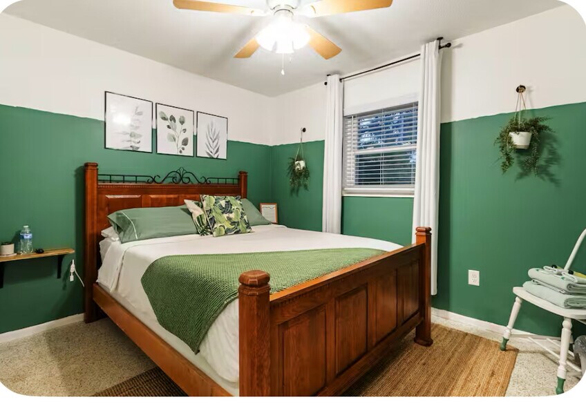 Building Photo - 1447 Caribbean Dr