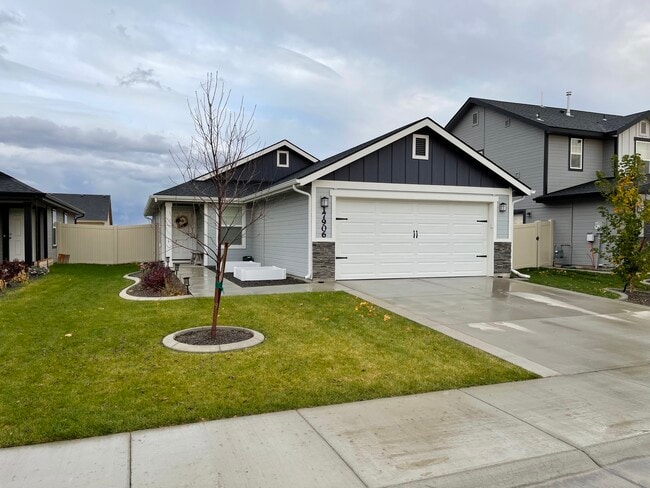 Primary Photo - 17906 Hensley Ridge Pl