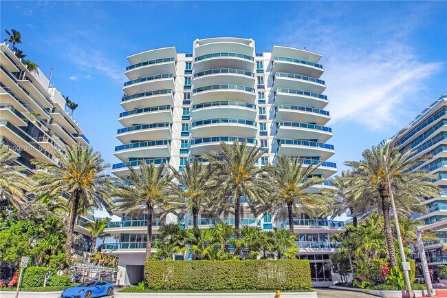Building Photo - 9401 Collins Ave