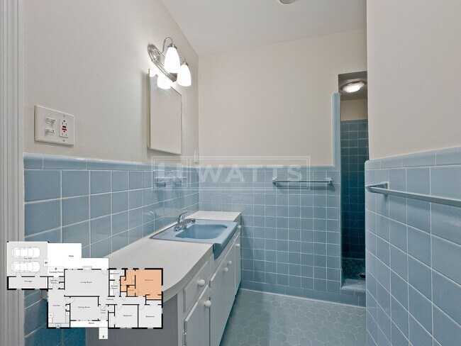 Building Photo - Charming & Spacious 3-Bed Home in City of Hoover