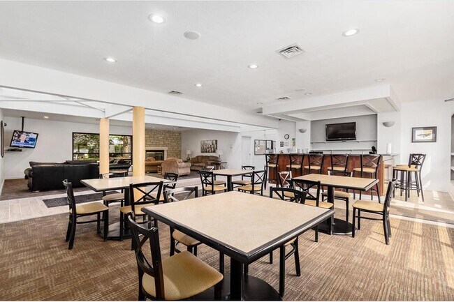 CLUB HOUSE - 2248 Lila Way