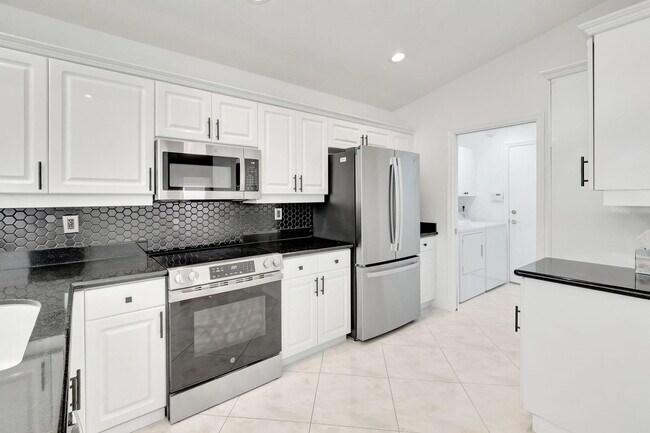 Building Photo - 11752 Dove Hollow Ave