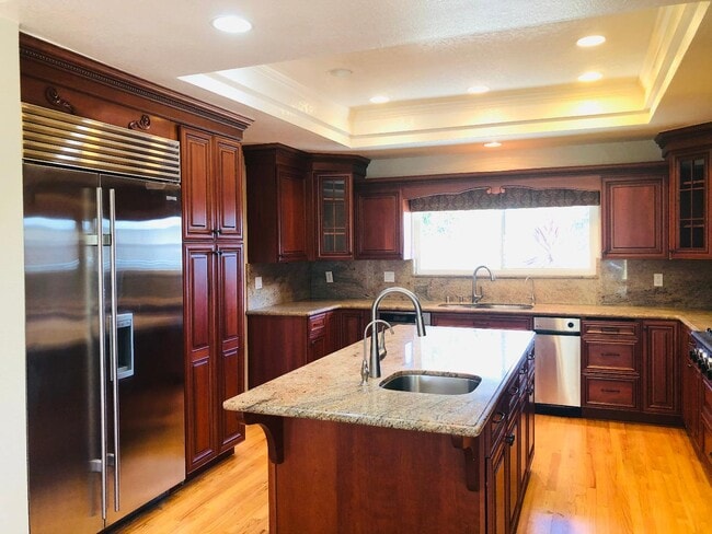 Building Photo - 12393 Beauchamps Ln