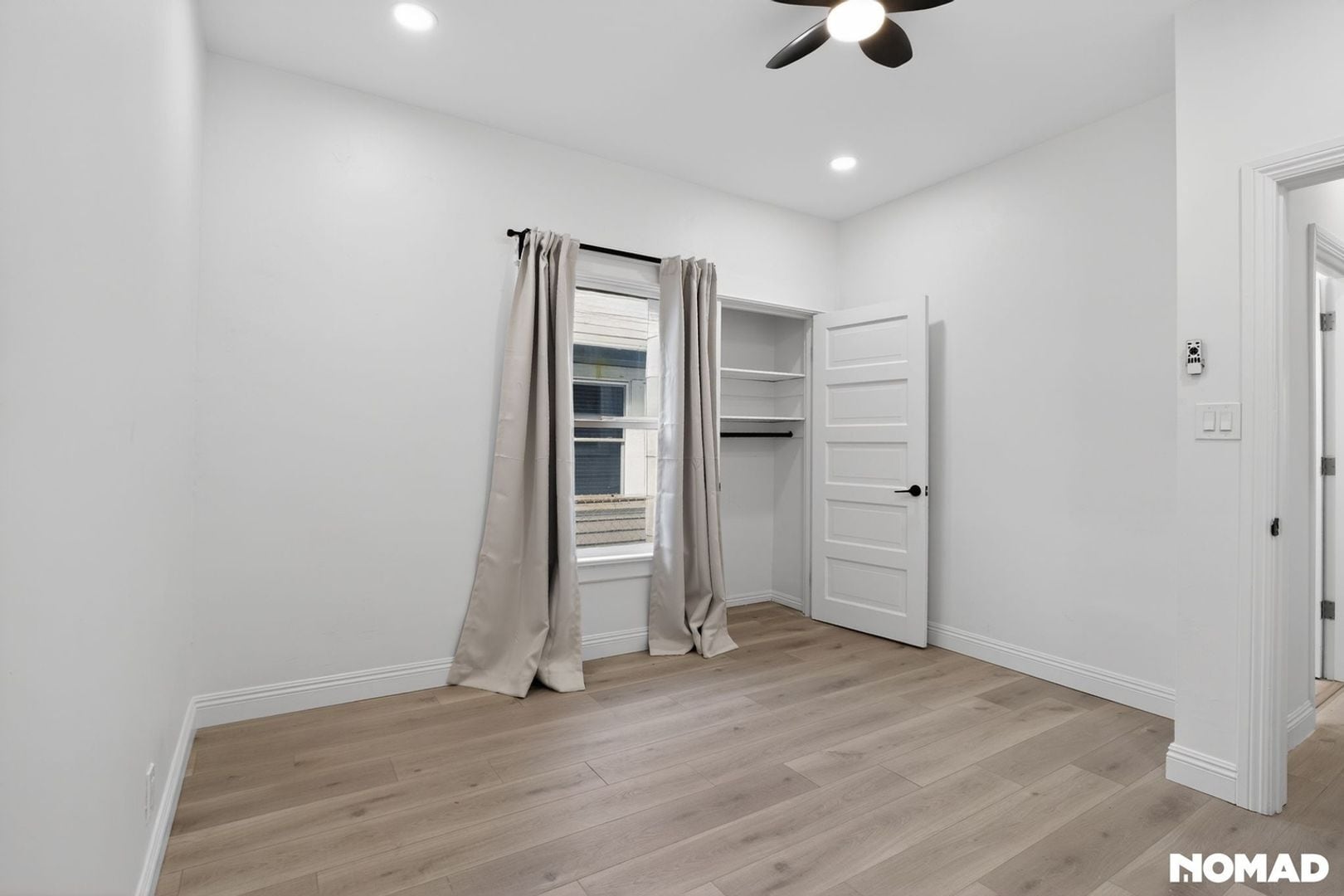 Building Photo - 2941 S La Salle Ave