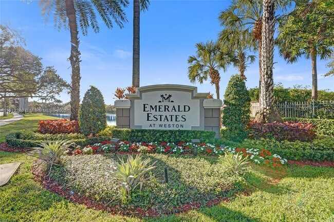 Building Photo - 4118 Sapphire Terrace