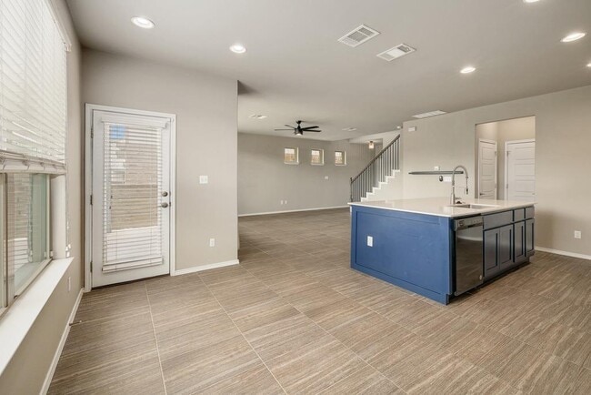 Building Photo - 3651 Sandy Brook Dr