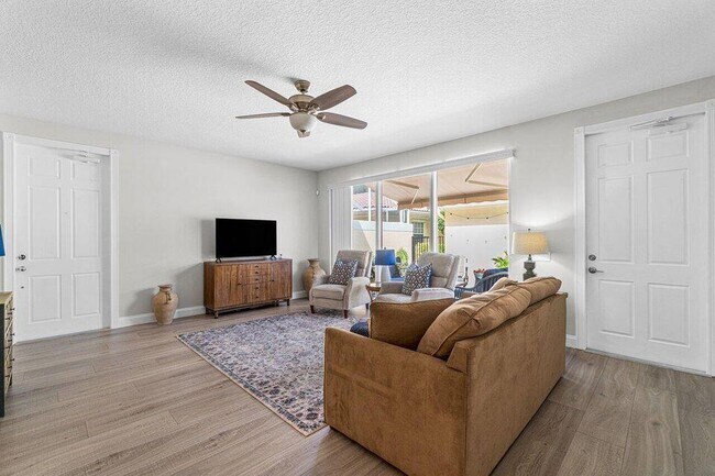 Building Photo - 4506 Illicium Dr
