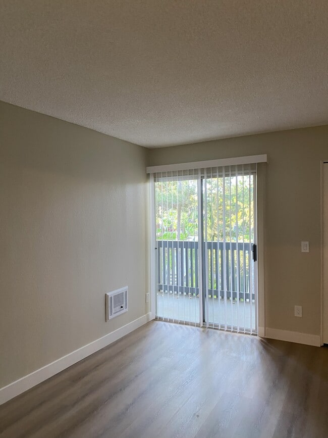 Building Photo - 3604 W Estates Ln