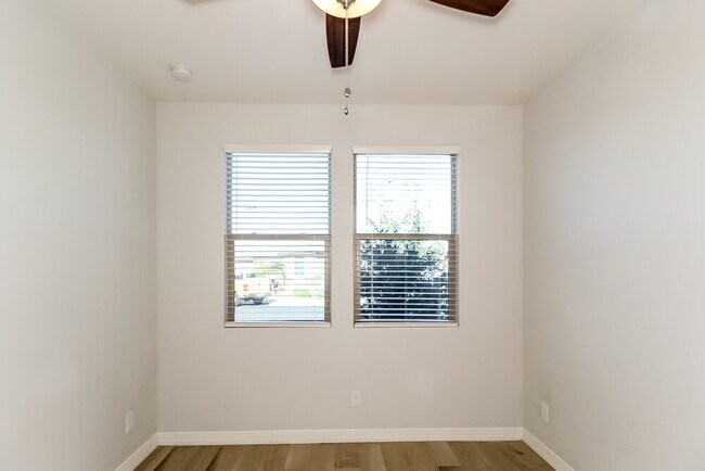 Building Photo - 12205 W Hide Trail
