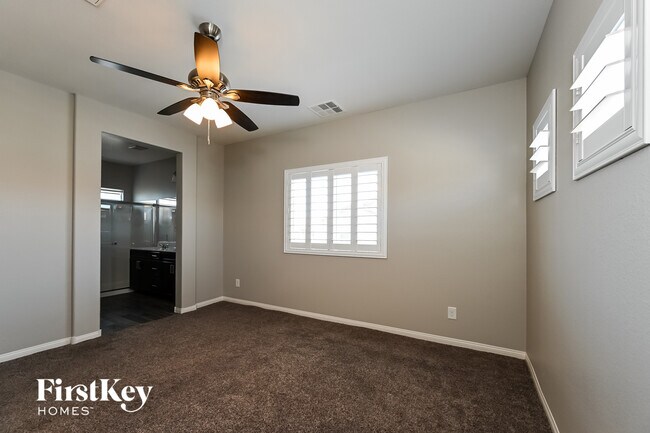 Building Photo - 10448 Camp Rock Ct