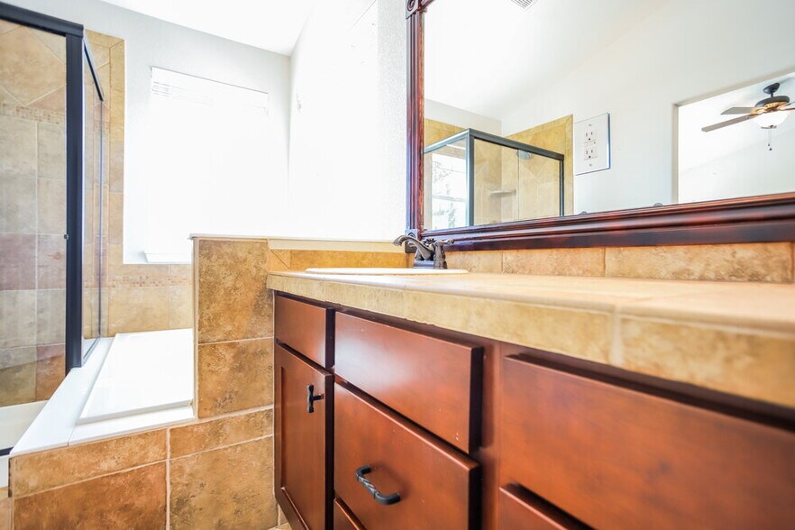 Building Photo - 7149 S Little River Ct