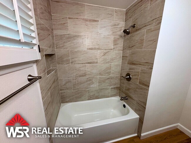 Building Photo - Charming 3-Bed Home in the Heart of Rivers...
