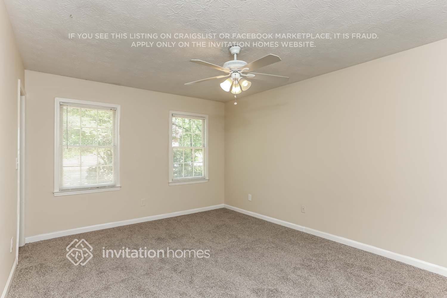 Building Photo - 396 Shamrock Ct