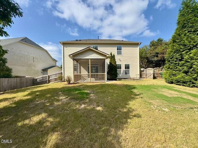 Building Photo - 4008 Vallonia Dr