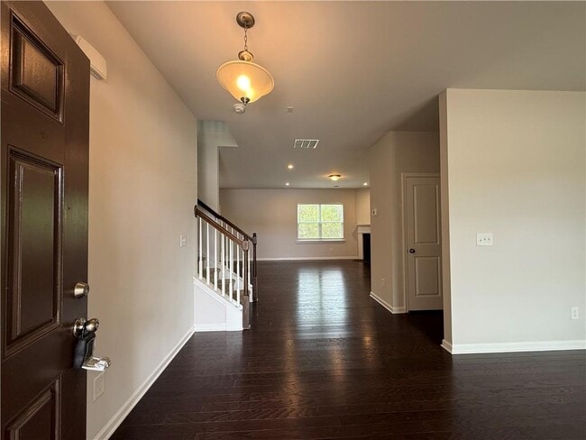 Building Photo - 5839 Wheeler Ridge Rd