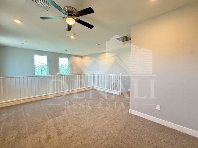 Building Photo - 3855 S McQueen Rd