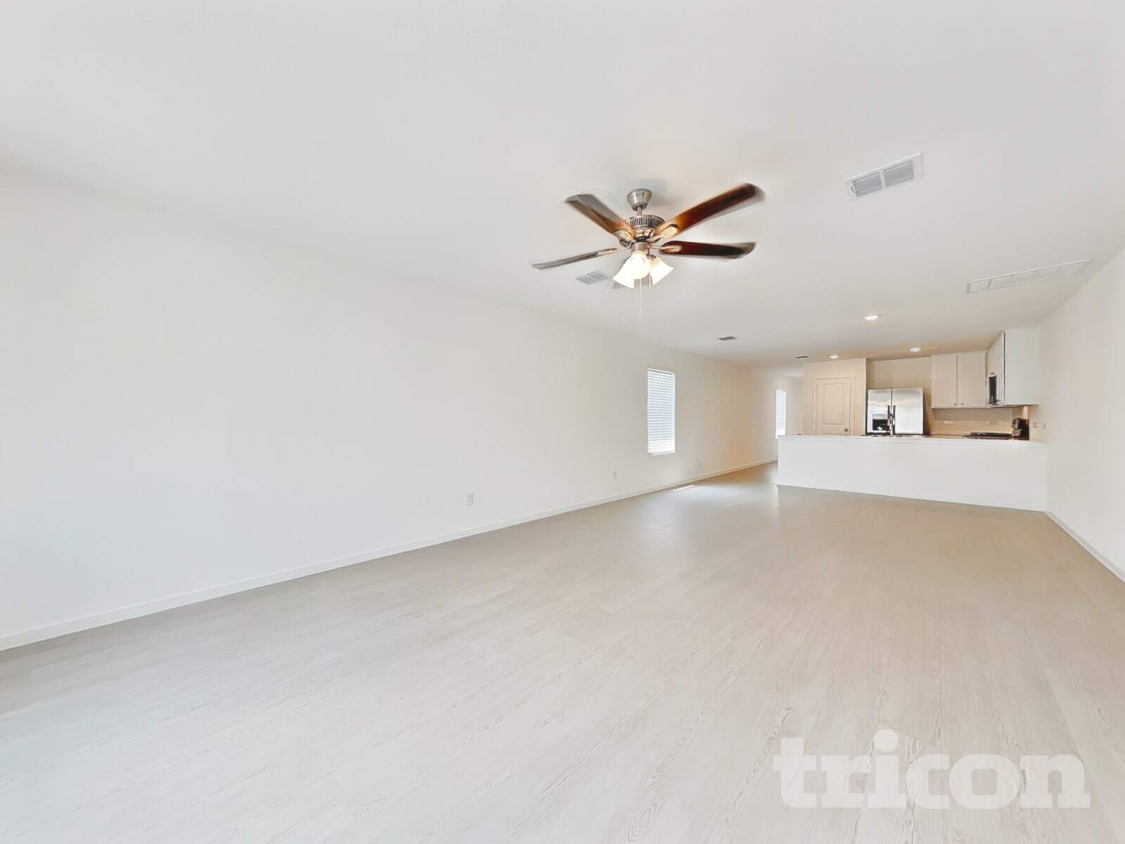 Building Photo - 827 Ponderosa Ln