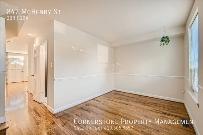 Building Photo - 847 McHenry St