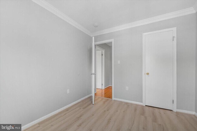 Building Photo - 10276 Arizona Cir