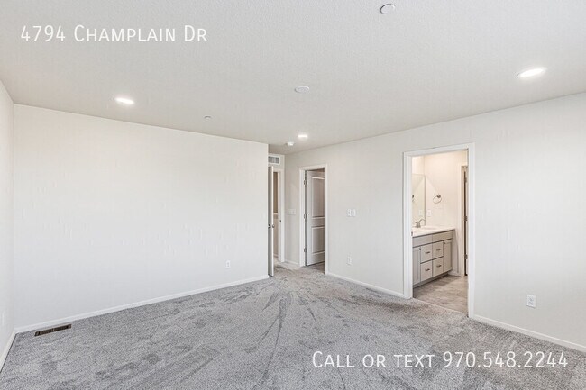 Building Photo - 4794 Champlain Dr