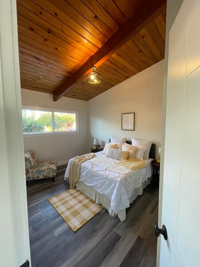 Building Photo - 5008 Sperry Ln