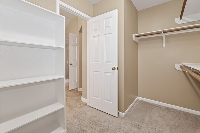 Building Photo - 18727 Forest Deer Rd