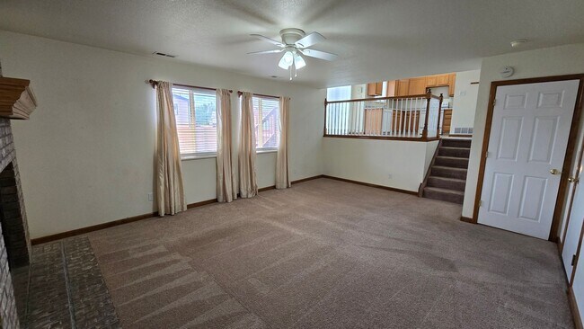 Building Photo - 7238 Banberry Dr