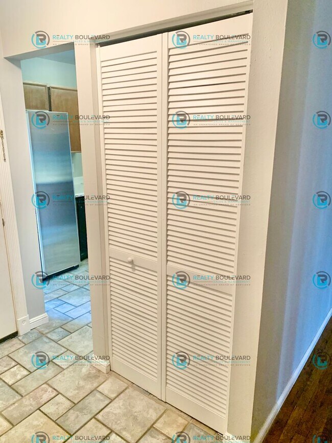 Building Photo - Charming 3-Bedroom Home Near McCarran – Gr...