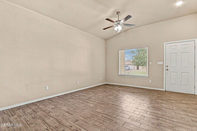 Building Photo - 14832 Orsten Artis Ave