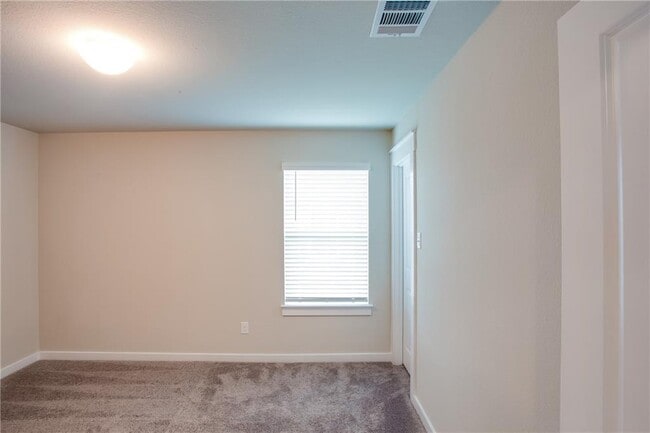 Building Photo - 17404 Bay Skipper Dr