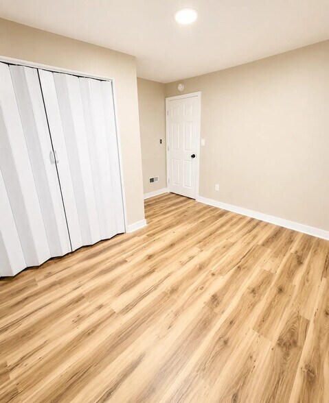 Building Photo - 2415 W Vermijo Ave
