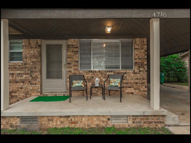 Building Photo - 4716 Buckingham Pl