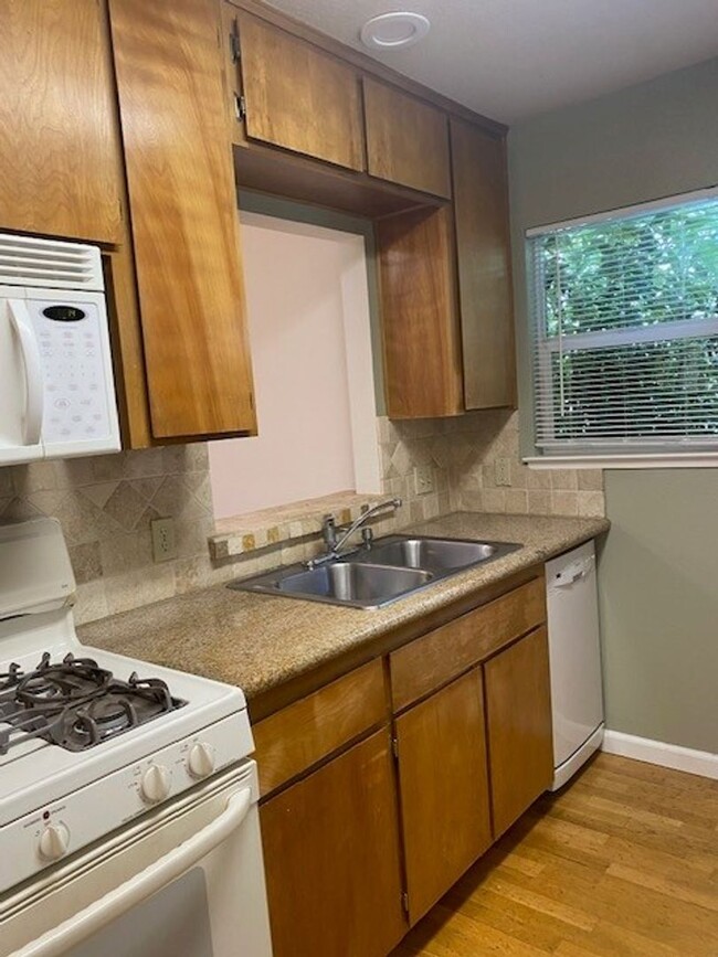Building Photo - Cozy and Nice 2 bedroom Home in Nevada City