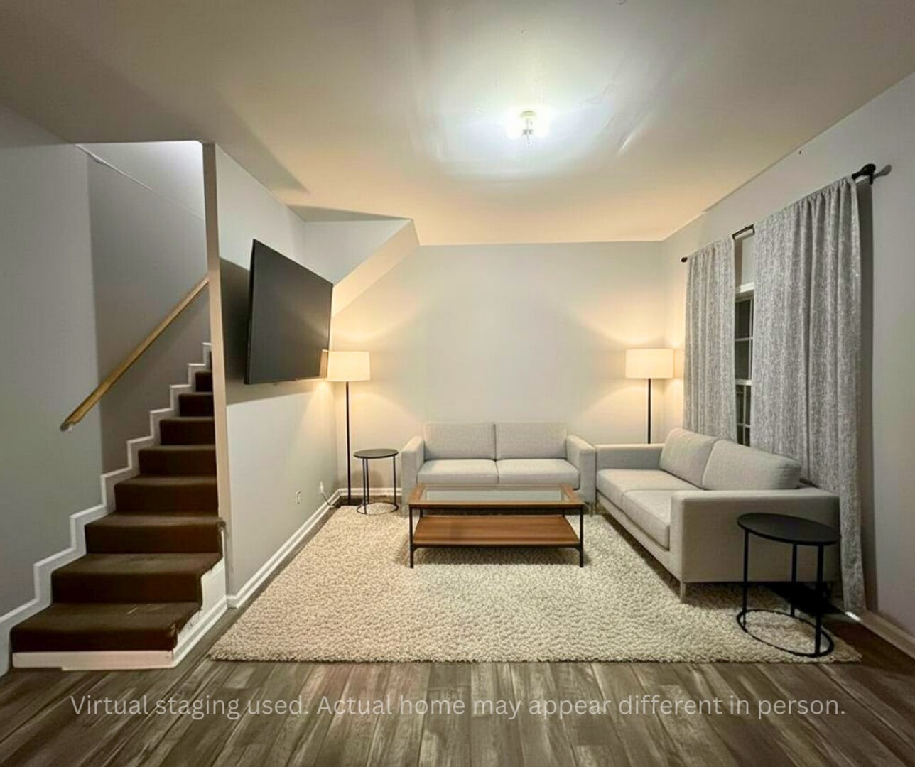 Building Photo - 615 5th Ave E