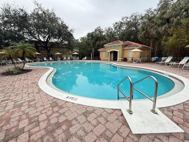 Building Photo - 5168 Regatta Dr