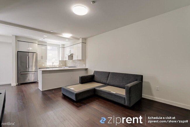 Building Photo - 1 br, 1 bath Condo - 555 Innes Ave, San Fr...